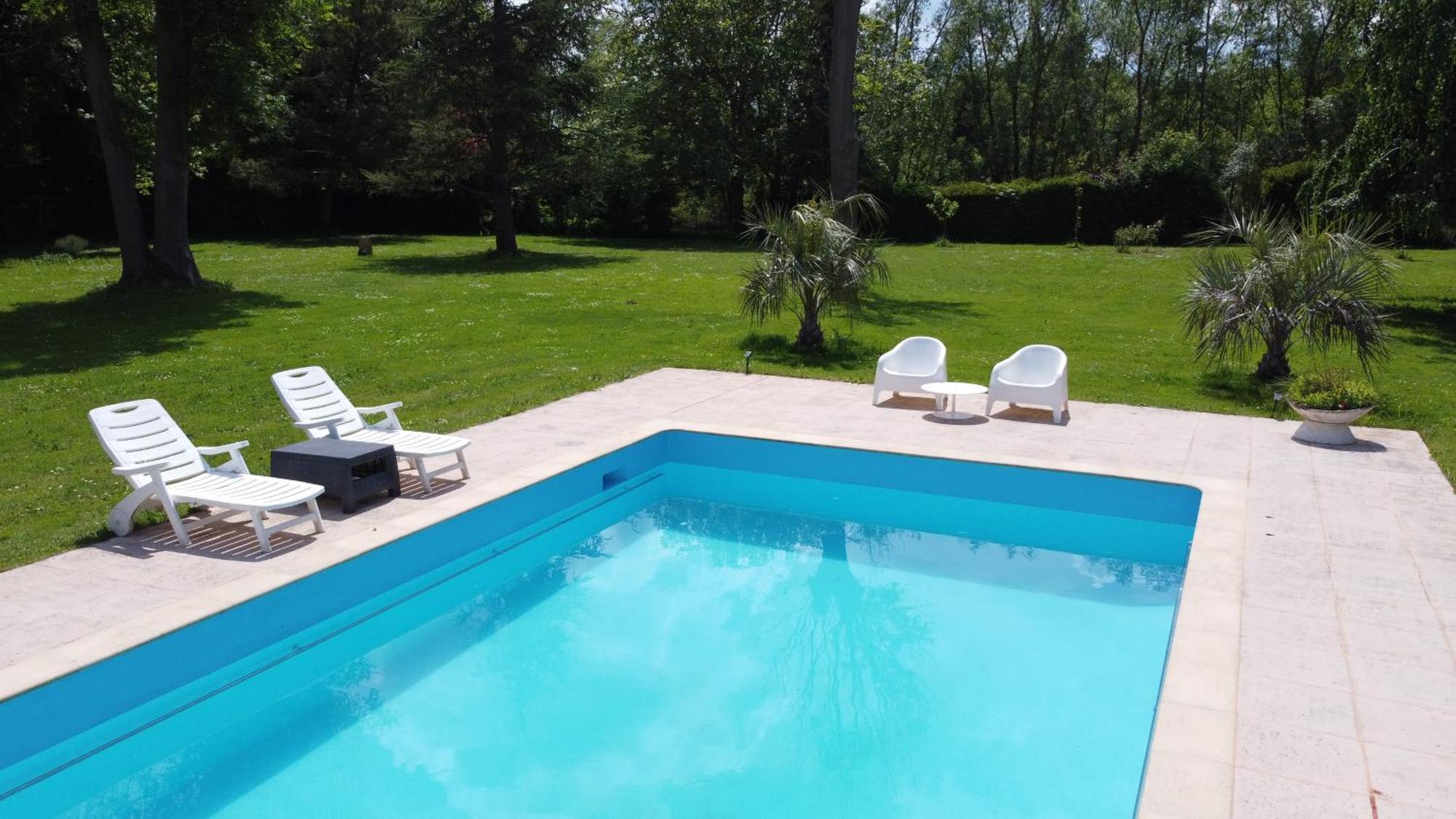 Appartement Familial Au Bord De La Marne, Jardin 8000M2, Piscine, Court De Tennis, Terrasse, Parking Gratuit Proche Disneyland Isles-lès-Villenoy Exterior foto